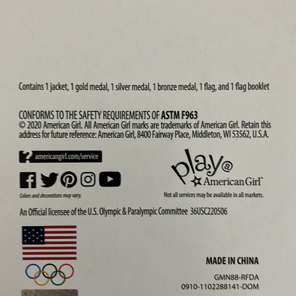 NIB | American Girl Team USA Medal Ceremony Set!! - Picture 4 of 5